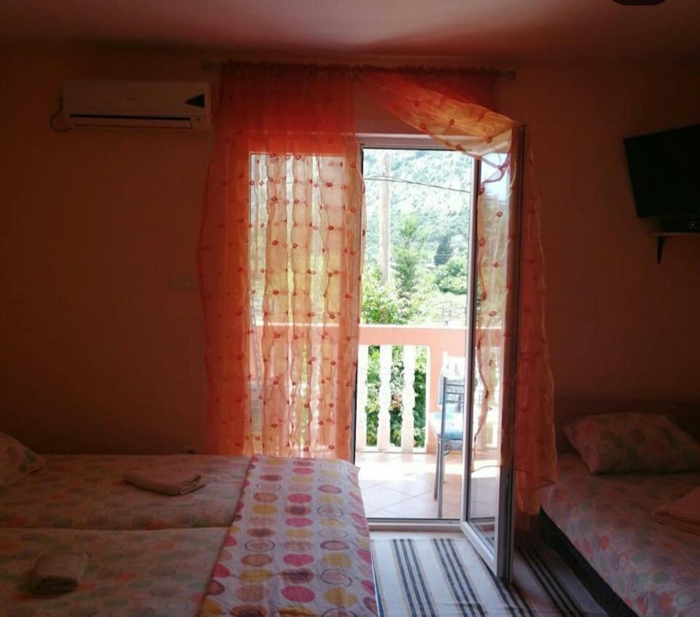 הרצג-נובי Apartments Stevovic מראה חיצוני תמונה