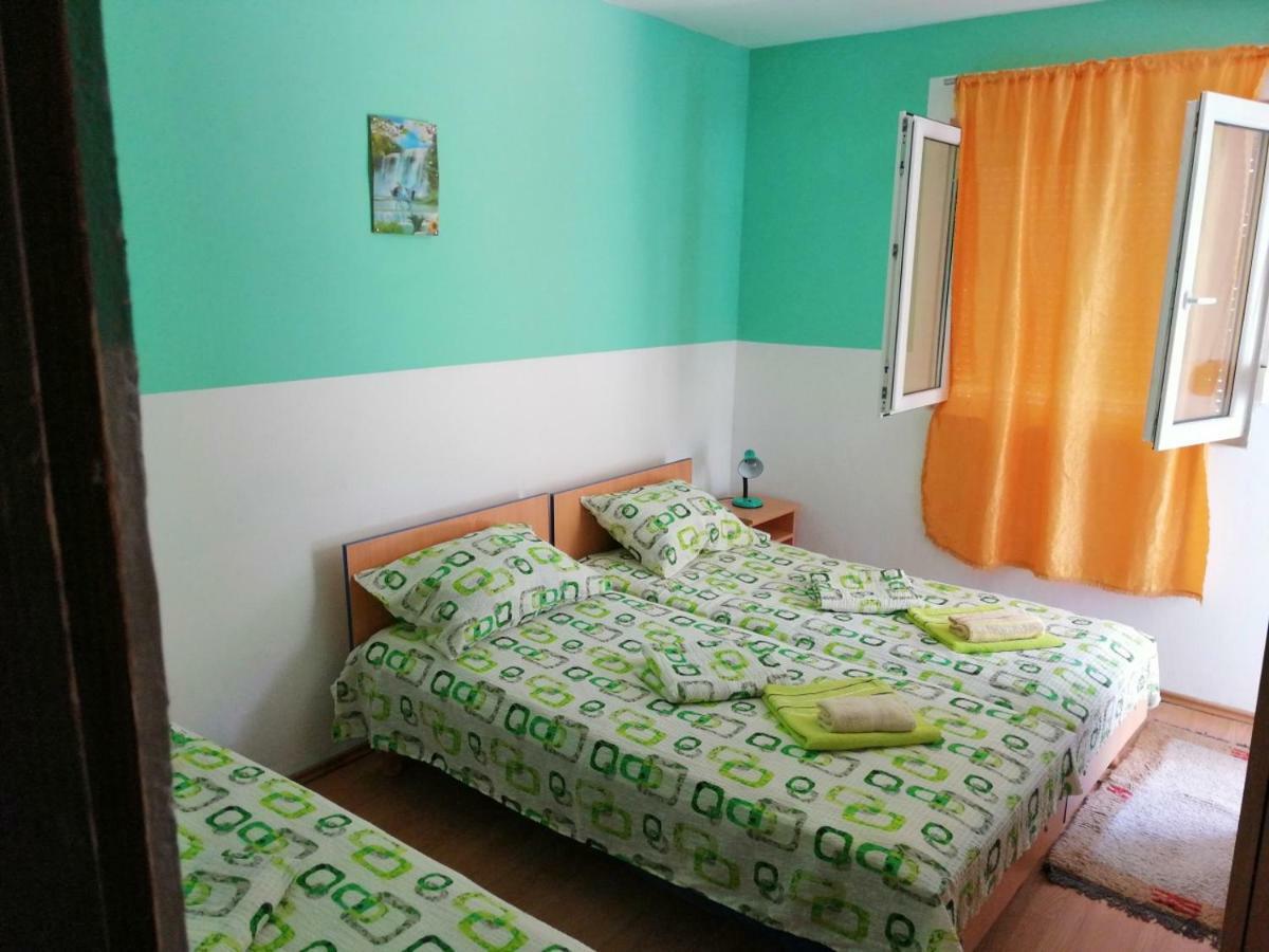הרצג-נובי Apartments Stevovic מראה חיצוני תמונה